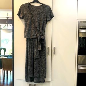 ITALIAN HEATHER GRAY 2-PC. BODY-CON DRESS (Top&Skirt) Italian SZ 40 (US 4-6)